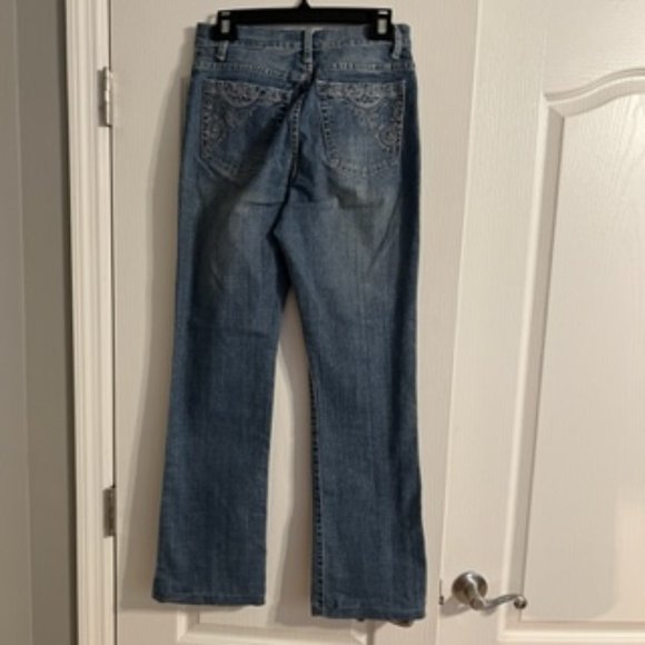Zena Women's Embroidered Jeans 4 - Picture 14 of 14